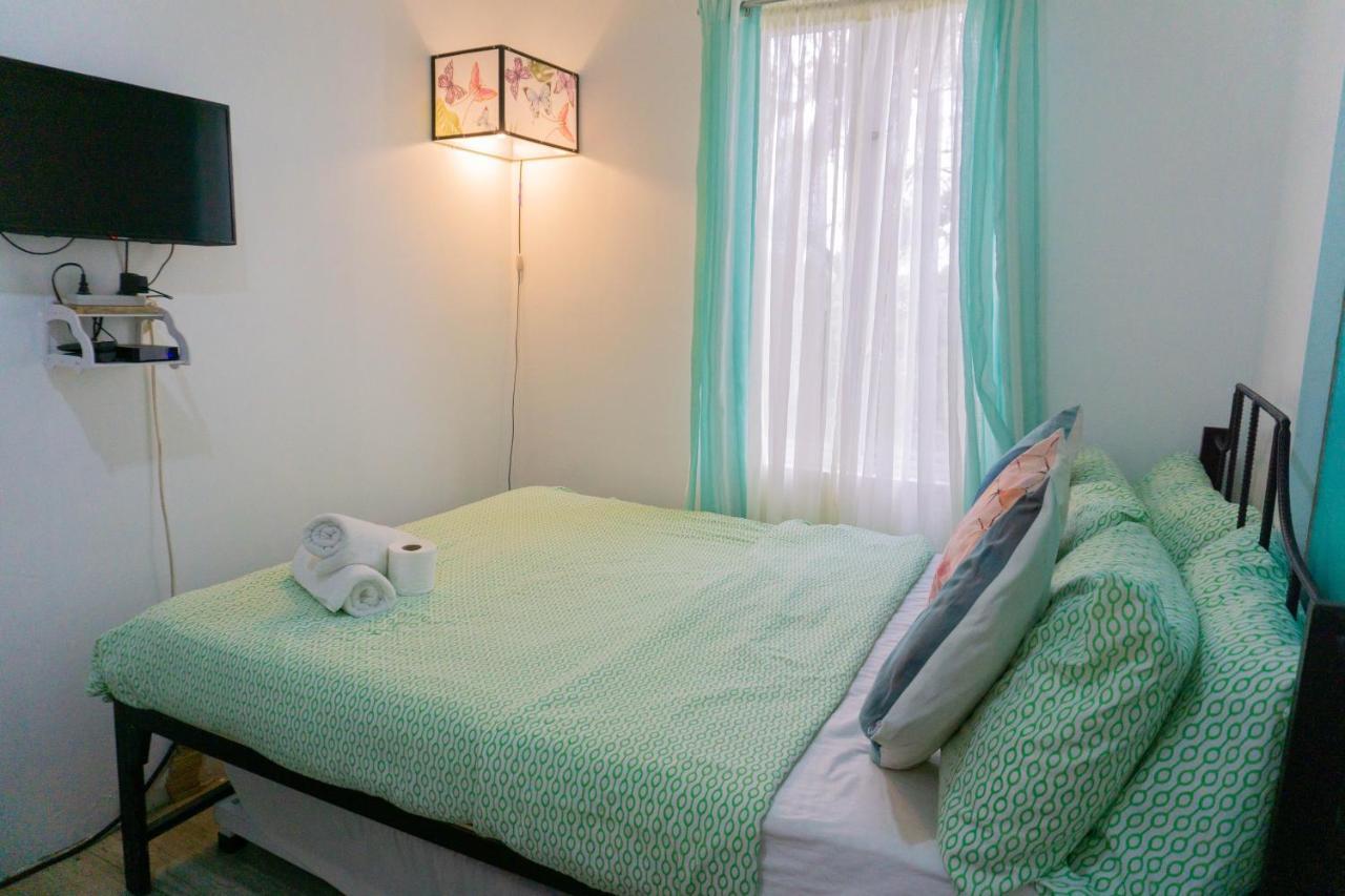 Retreat Haven In La Bella Tagaytay Apartment Tagaytay City Exterior photo